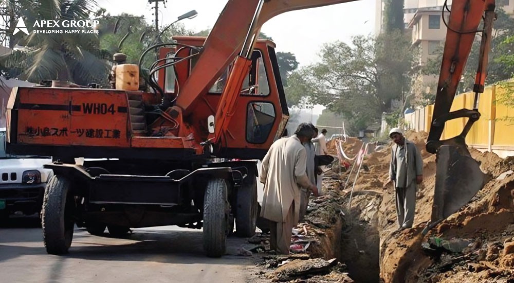 LDA Demolishes Multiple Illegal Buildings in Lahore